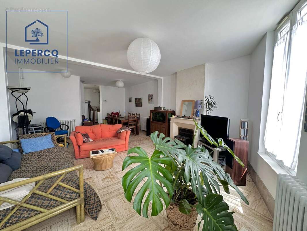 maison 5 pièces 107m² centre-ville - photo 3