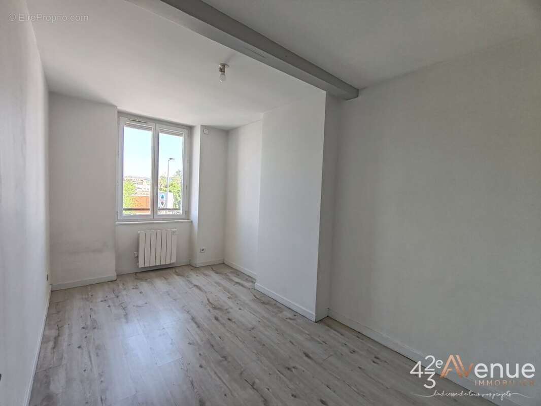 Appartement 3 pièces 57 m² à vendre à Saint-Etienne (42000) - photo 4