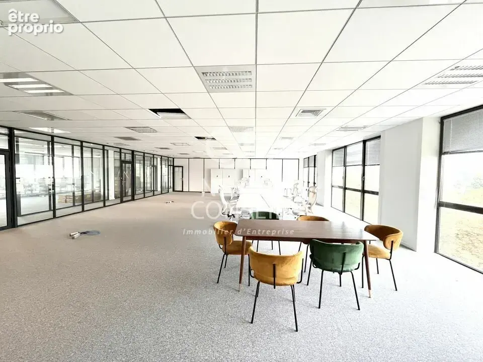 Commerce 5 000 m² à vendre à Gennevilliers (92230) - photo 2