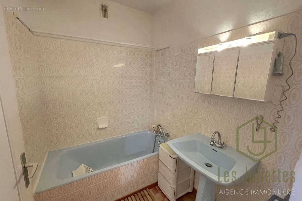 Appartement à LE BIOT
