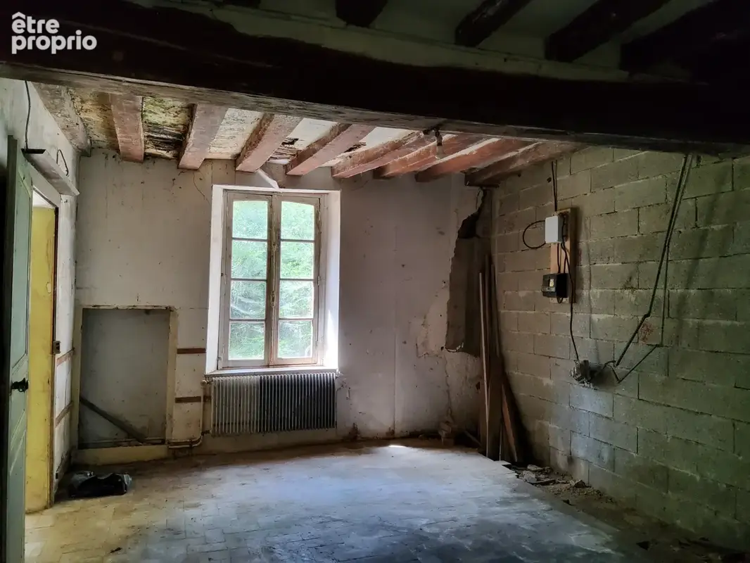 Longere avec sa grange, son ancienne ecurie  et son terrain clos de 2 723 m2 - photo 9