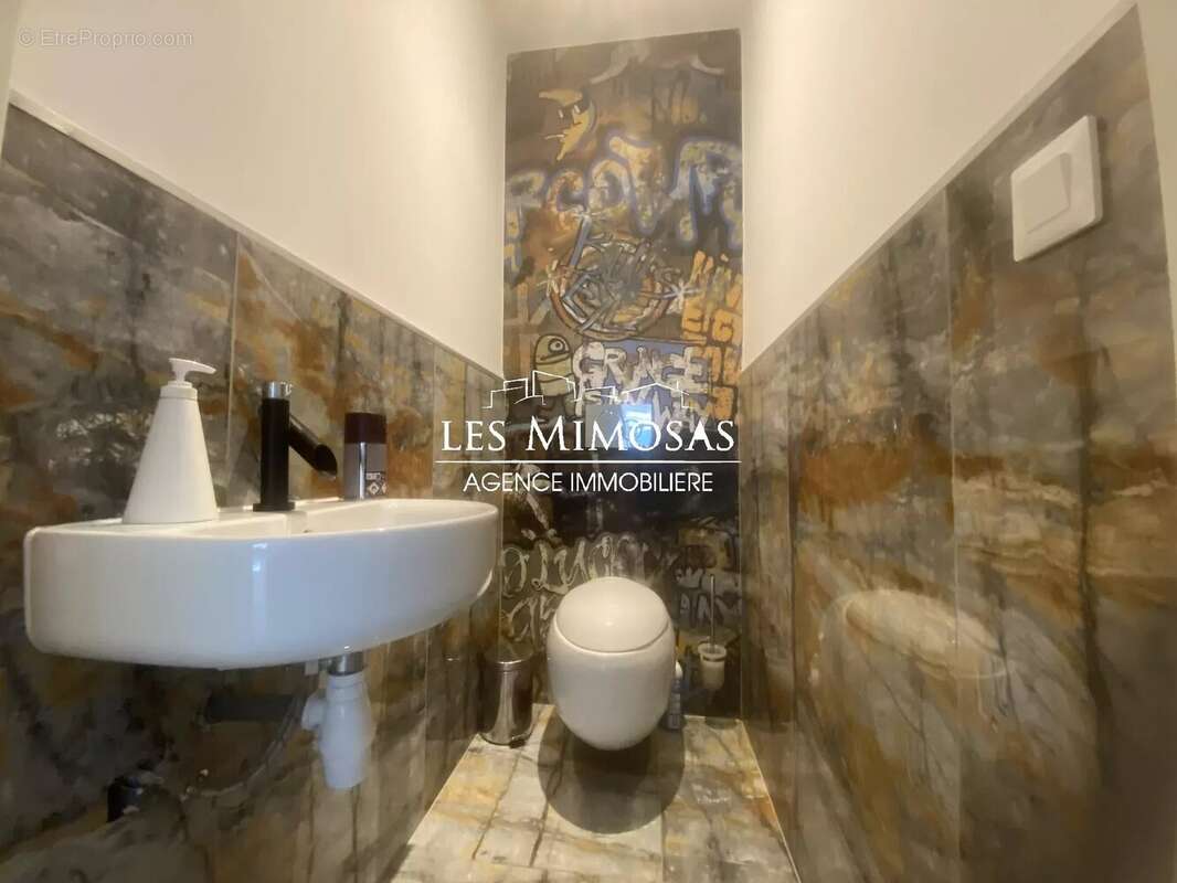 Maison à PUGET-SUR-ARGENS