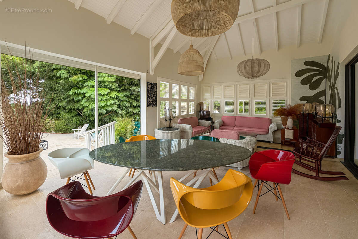 Maison à PETIT-BOURG