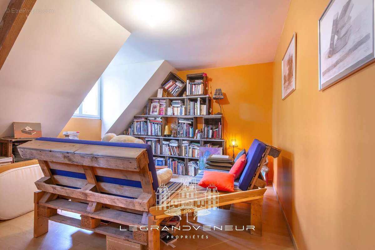 Maison à ARBONNE-LA-FORET