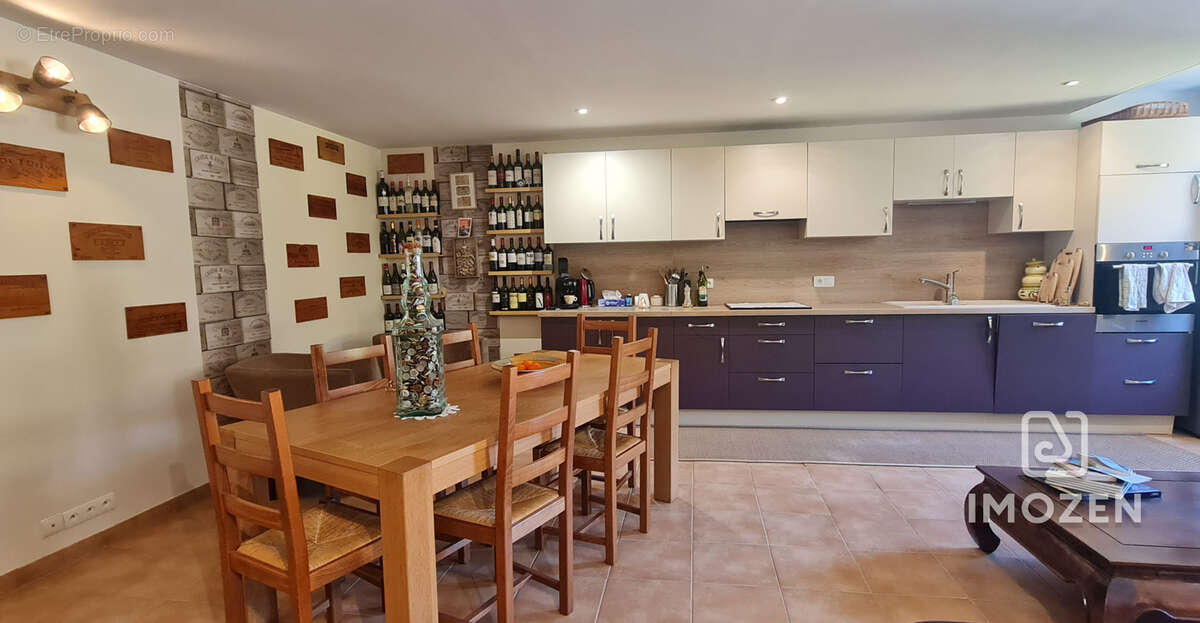 Appartement à MAZAUGUES