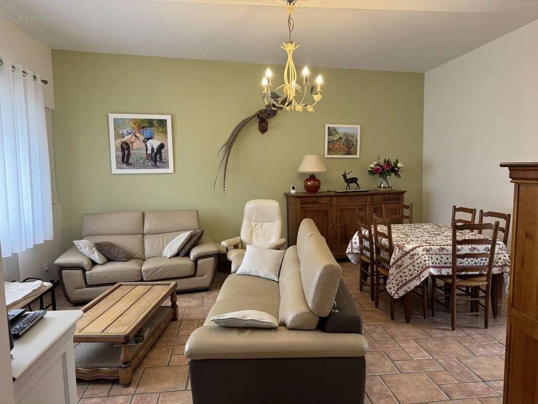 Maison à BOVES