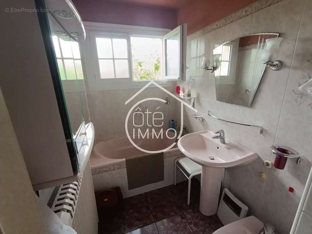 Maison à PRIGONRIEUX