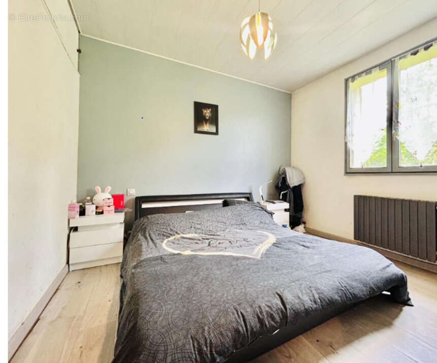 Maison à BONNAC-LA-COTE