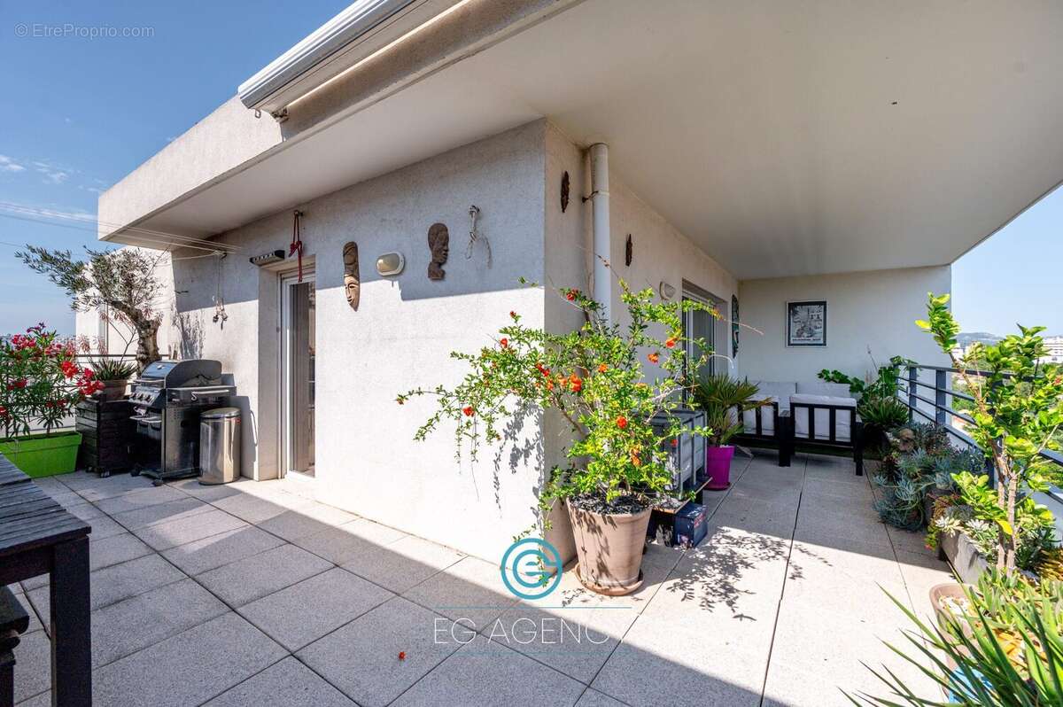 Appartement à MARSEILLE-10E