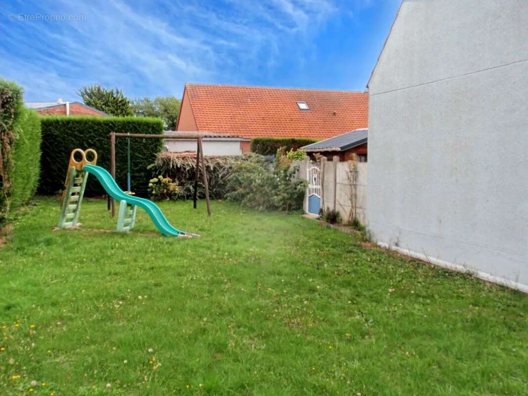 Maison à ESTEVELLES