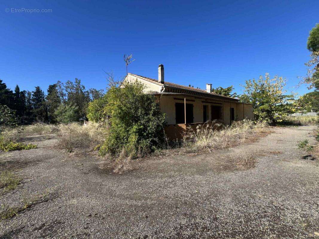 Terrain à MARAUSSAN