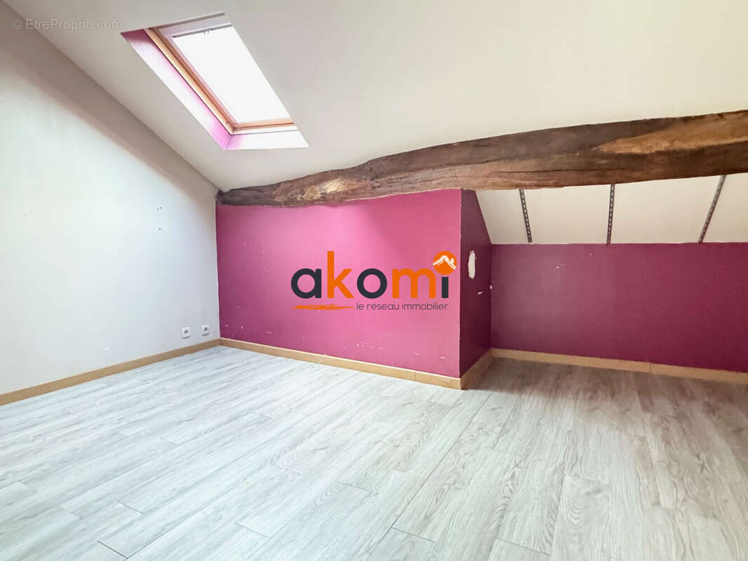 Maison à COLOMBEY-LES-BELLES