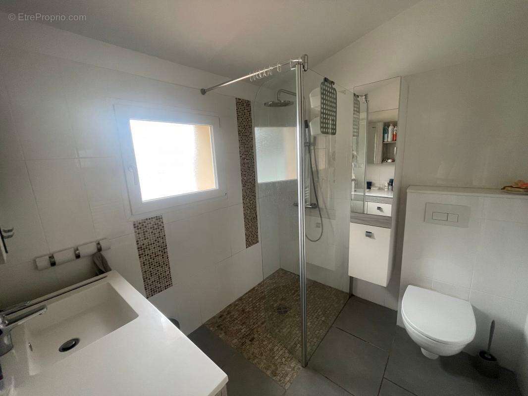 Maison à SIX-FOURS-LES-PLAGES