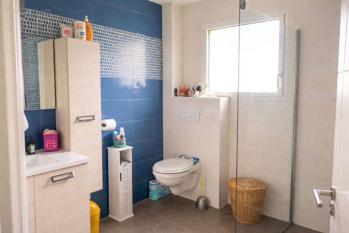 Maison à LES HERBIERS