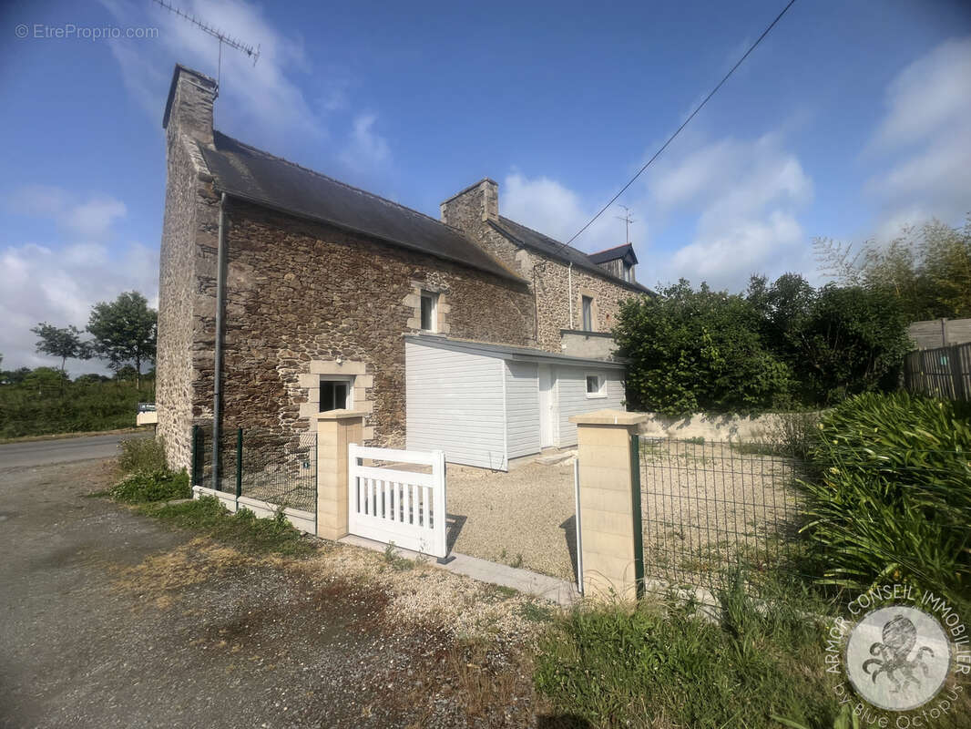 Maison à PLANCOET