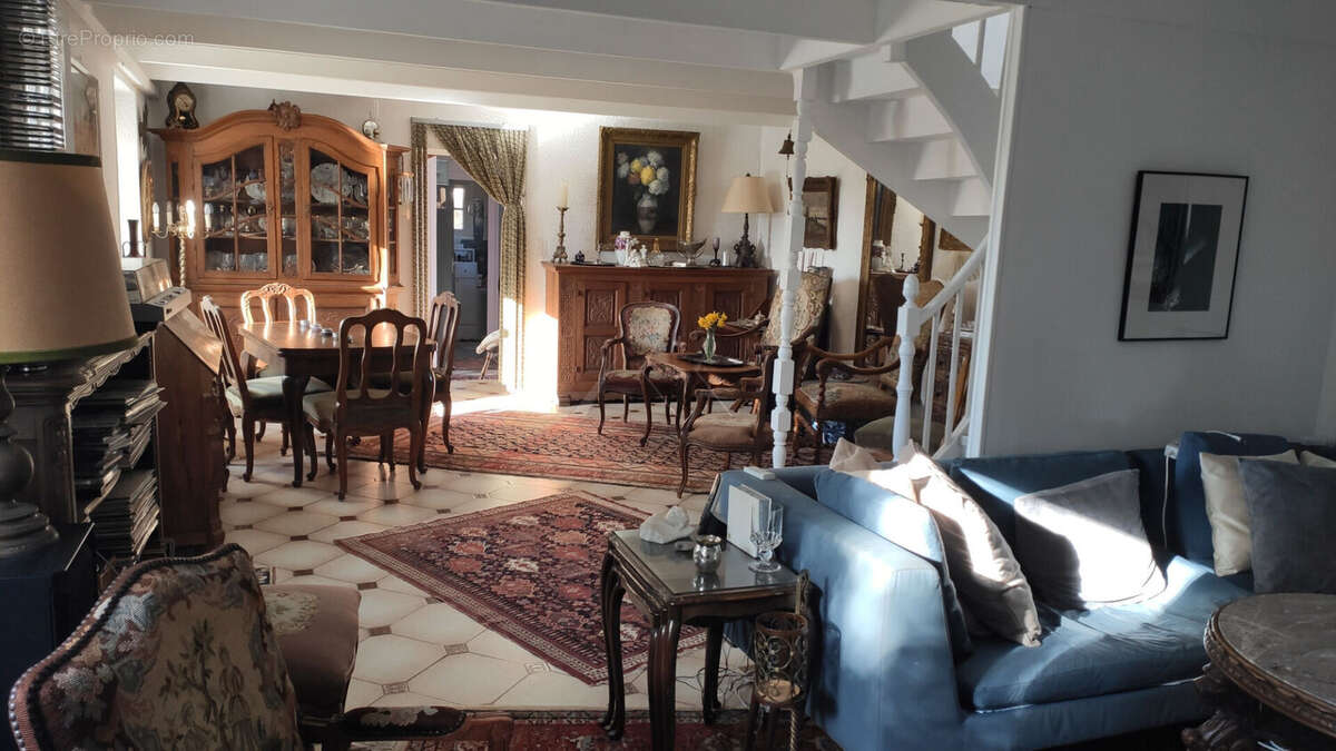 Maison à BEUZEC-CAP-SIZUN