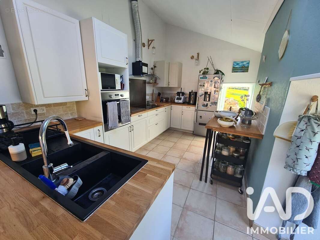 Maison 208 m² à Le Beny-Bocage  - photo 9