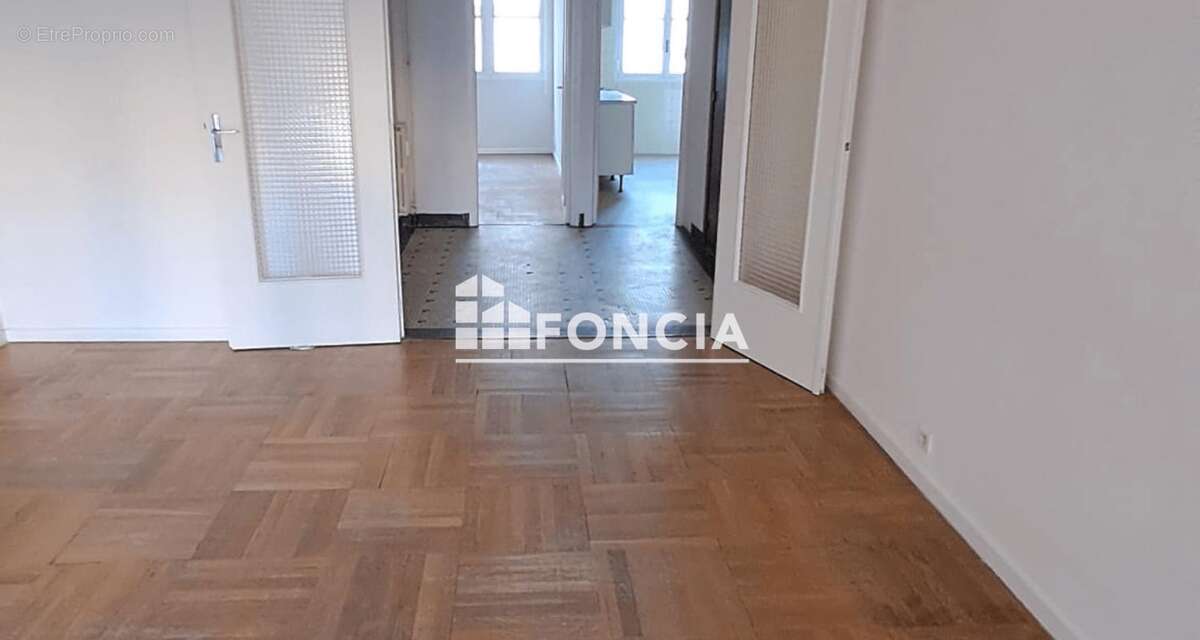 Appartement à LE CANNET