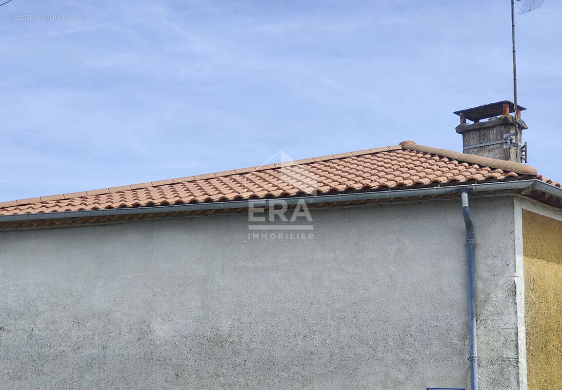 Maison à MORNAC