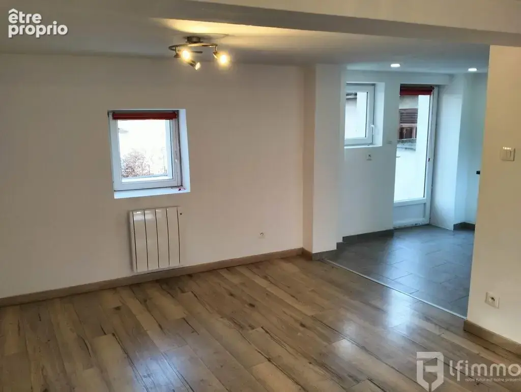 Maison 3 pièces de 62m2 avec une cour - photo 3