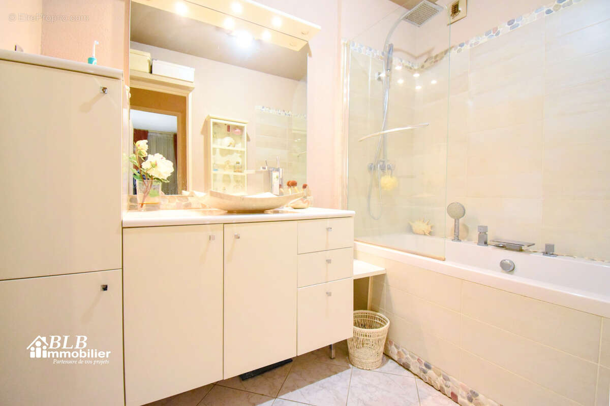 Appartement à ELANCOURT