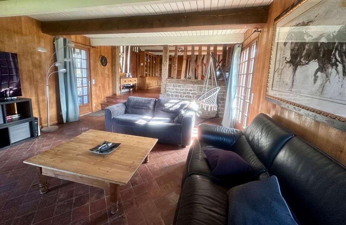 Maison à PONT-L&#039;EVEQUE