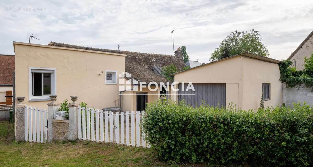 Maison à DOLLON