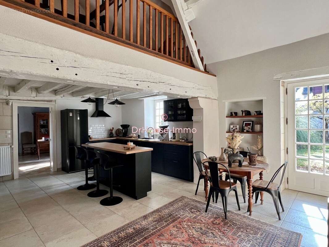 Maison à MANTHELAN