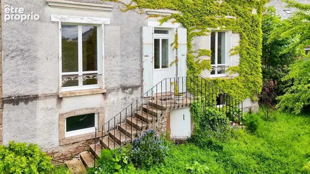 Maison de Charme et de Caractère -175 m² environ - 10 pièces - 7 chambres - Terrain 1450 m² environ - SAINT SULPICE LES FEUILLES - photo 40