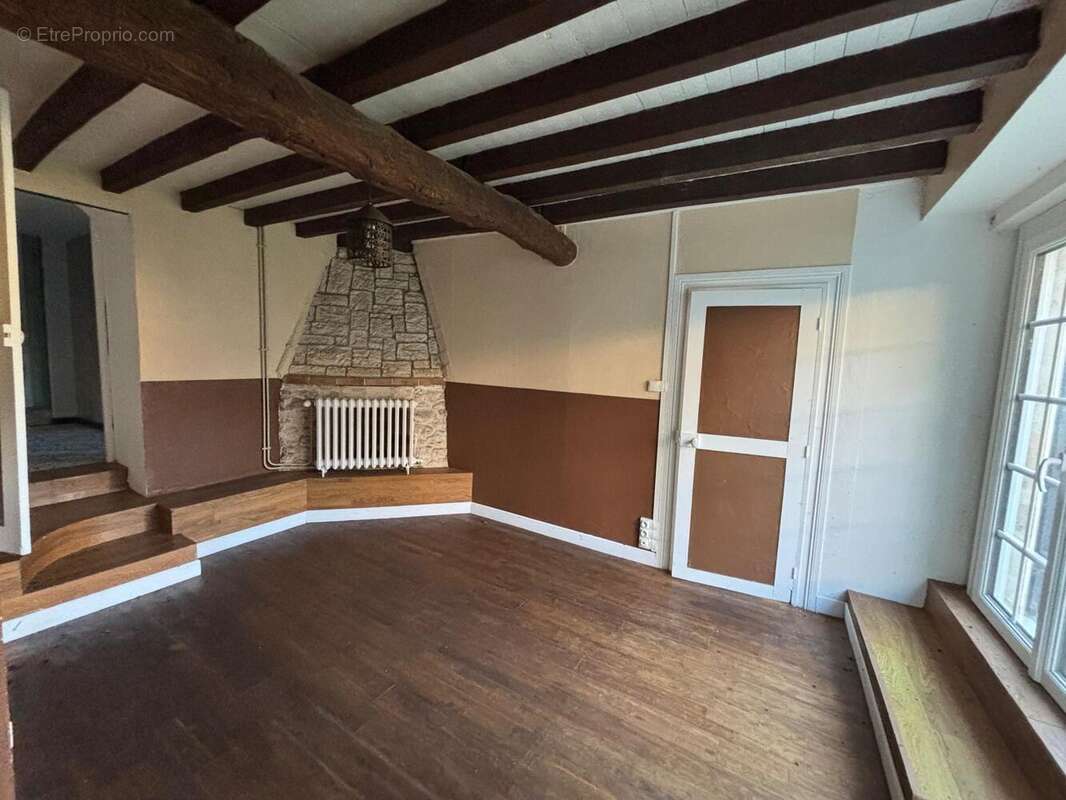 Photo 4 - Maison à VILLERS-COTTERETS