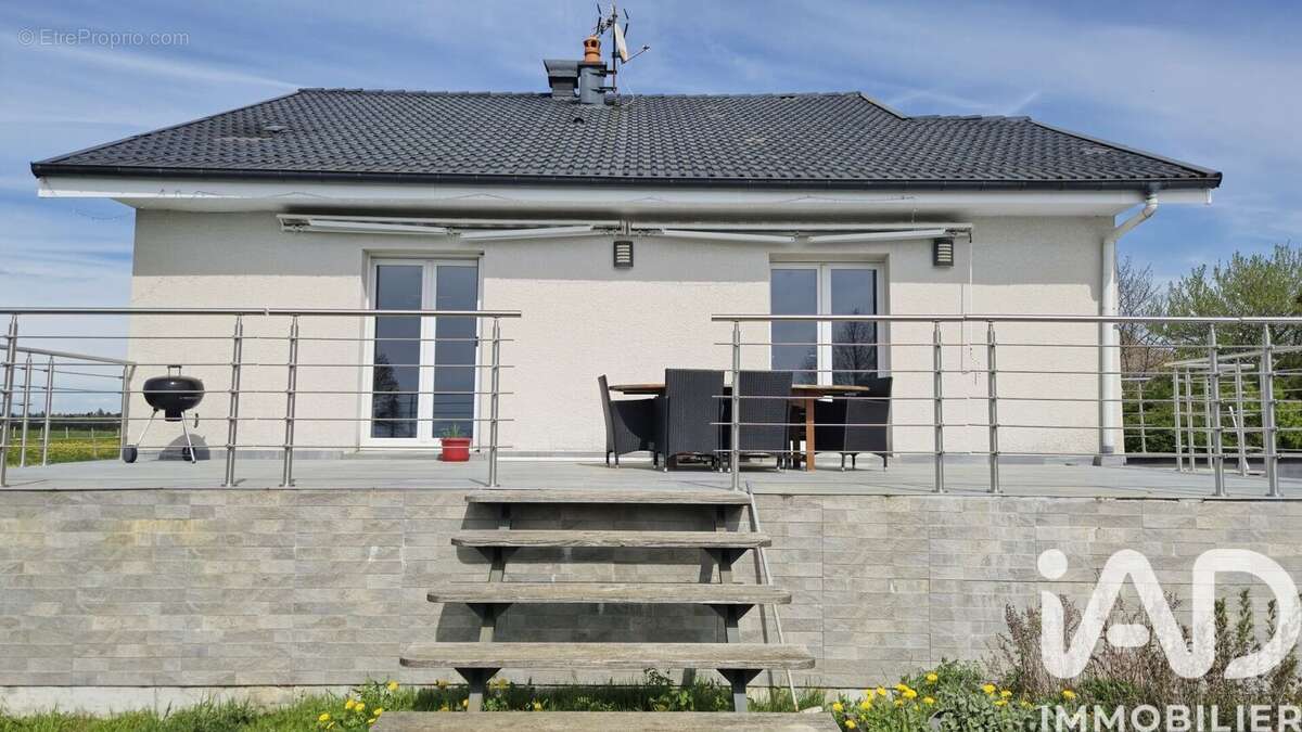 Photo 3 - Maison à VERCEL-VILLEDIEU-LE-CAMP