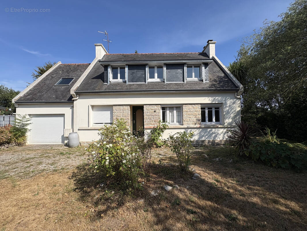 Maison 6 pièces 145 m² · à Clohars-Fouesnant · 145 m² · 290 000 €