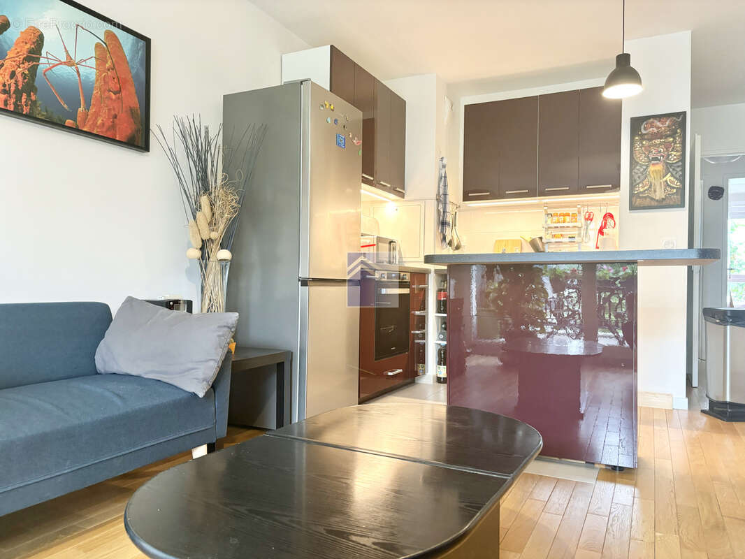Appartement à COLOMBES