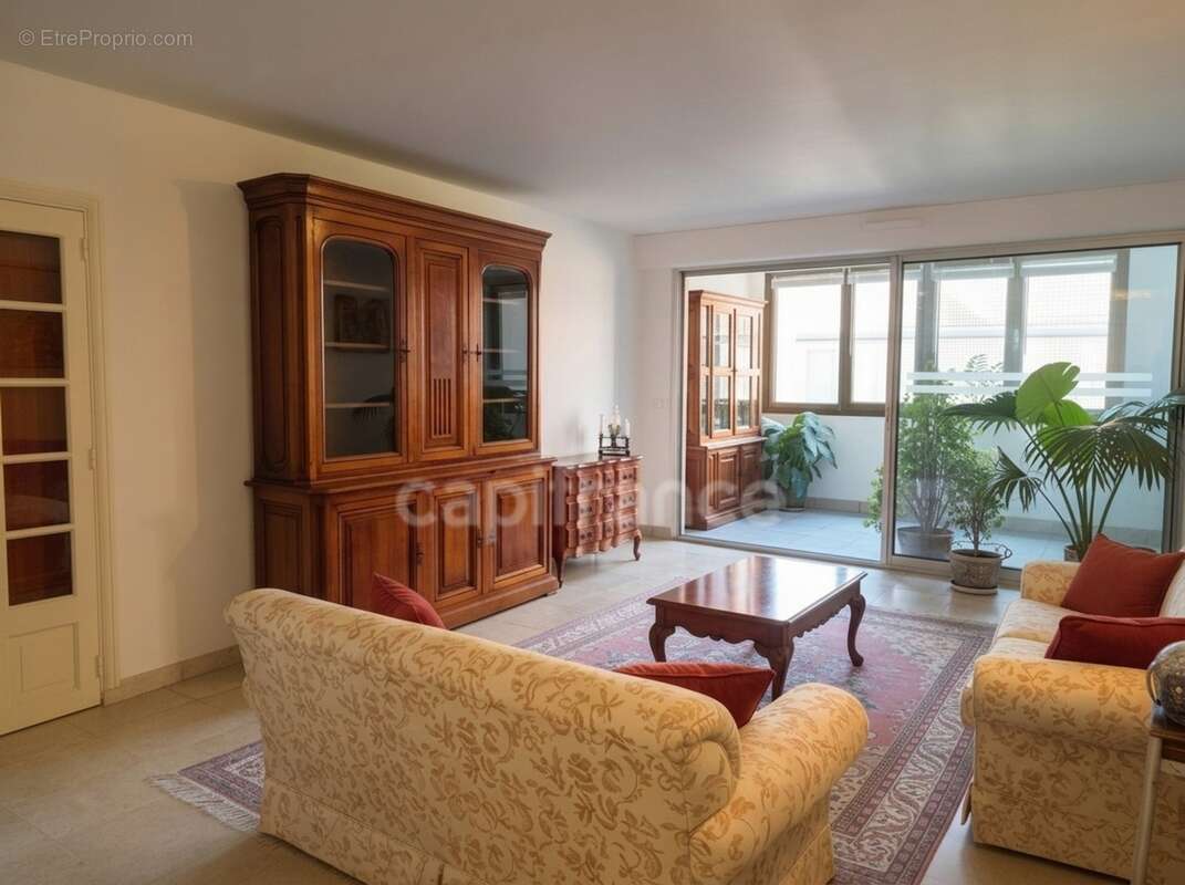 Appartement à vendre 4 pièces - Centre Historique - MONTPELLIER (34) - photo 4