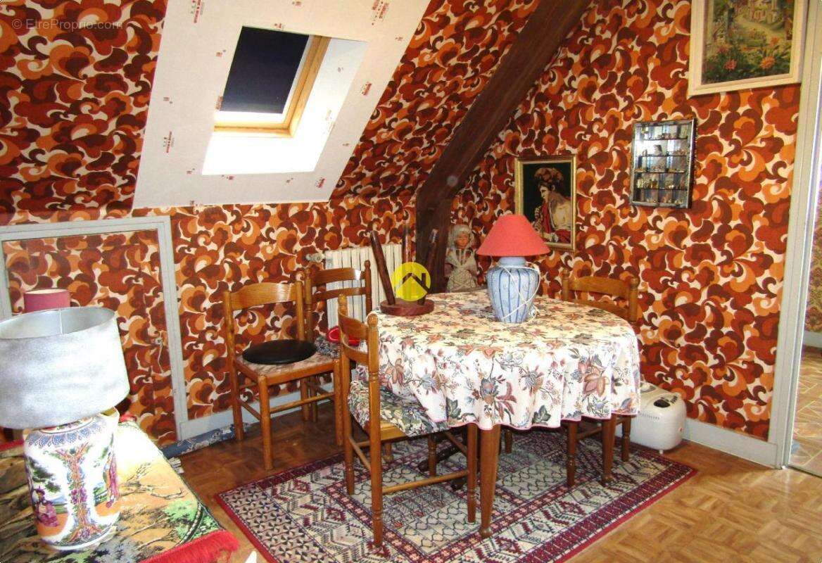 Proche tous commerces - photo 9