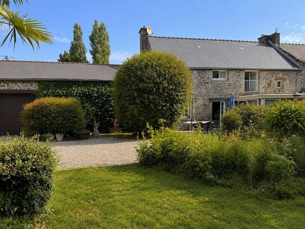 Maison à SAINT-MELOIR-DES-ONDES