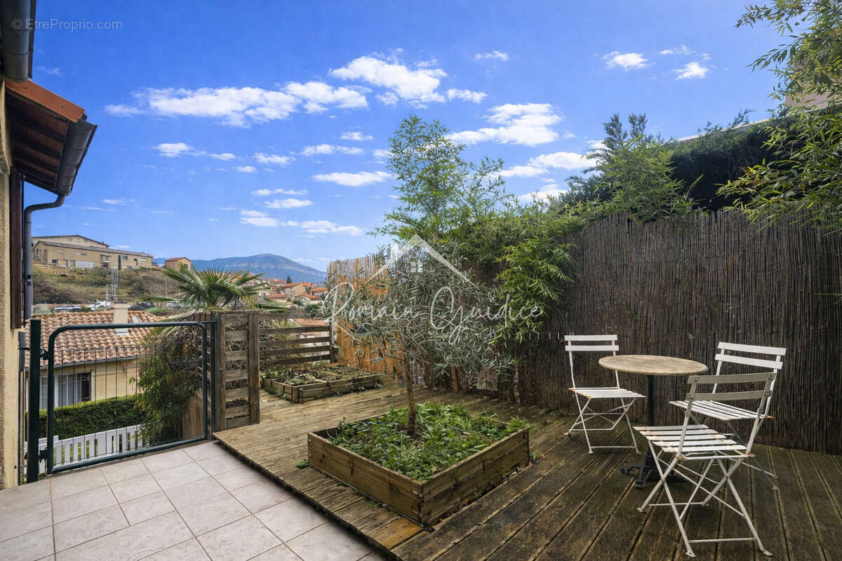 Maison f7 150 m2 sur terrain de 460 m2 - photo 2