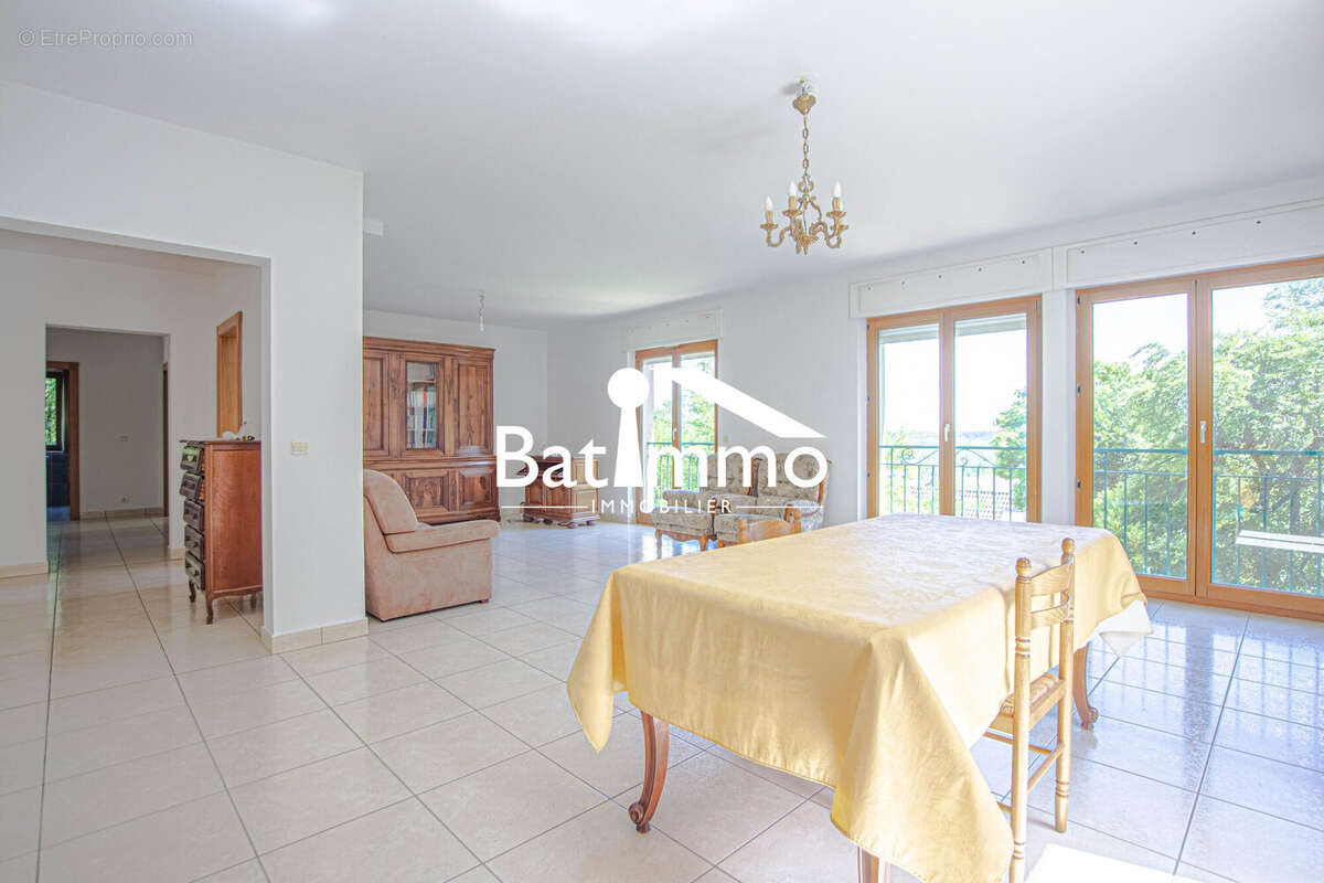 Maison 295 m² à Metz  - photo 9