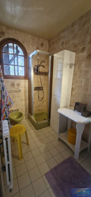 Lourdes hyper centre maison de 172m2 - photo 18