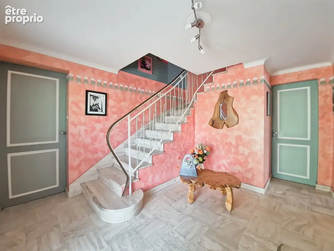 Maison 7 pièces 198 m² à vendre à Prinquiau (44260) - photo 3