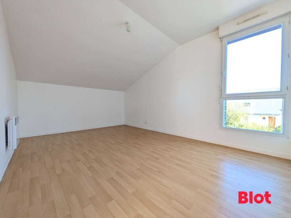 Maison 104 m² à Brece  - photo 8