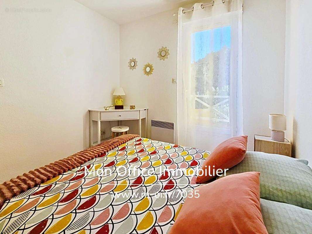 Référence : 7035-les - appartement t4 rénové proche centre à cavalaire sur mer - photo 13