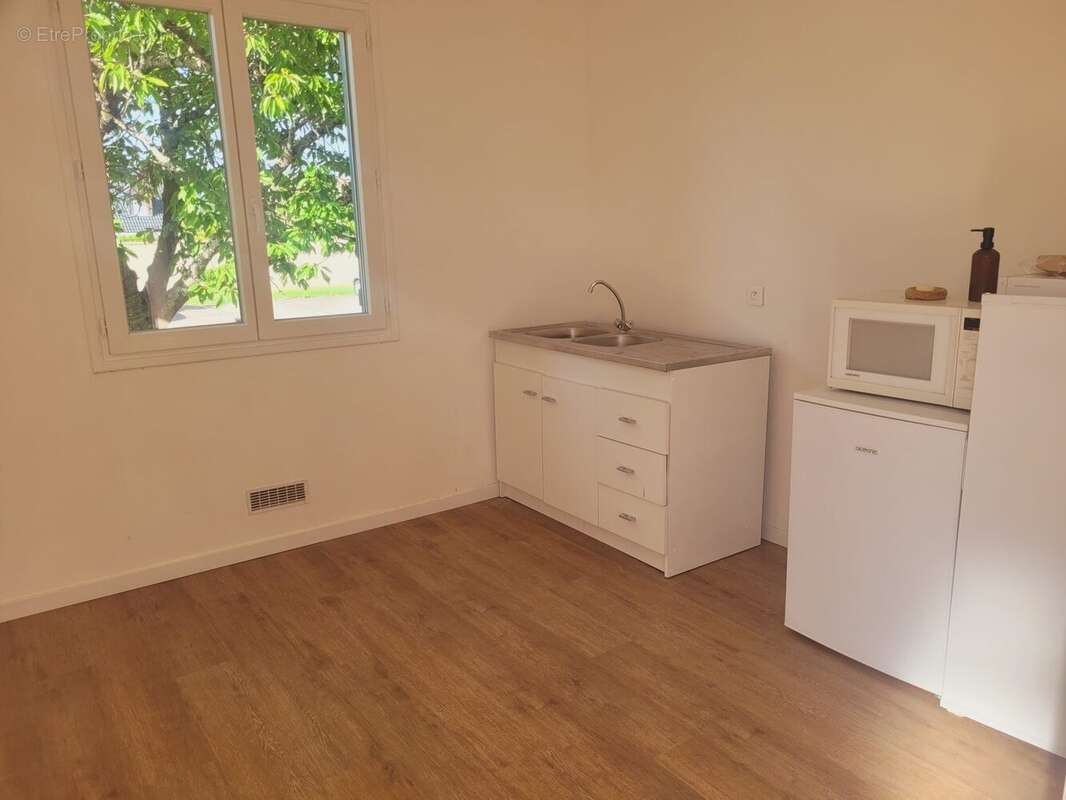 Maison 96 m² à Martot  - photo 4