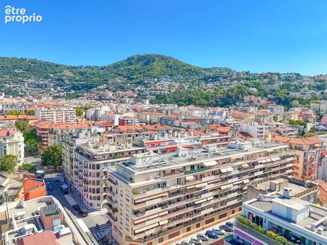 Appartement traversant 5 pièces, vue à 360° imprenable - Nice, Quartier Riquier - photo 16