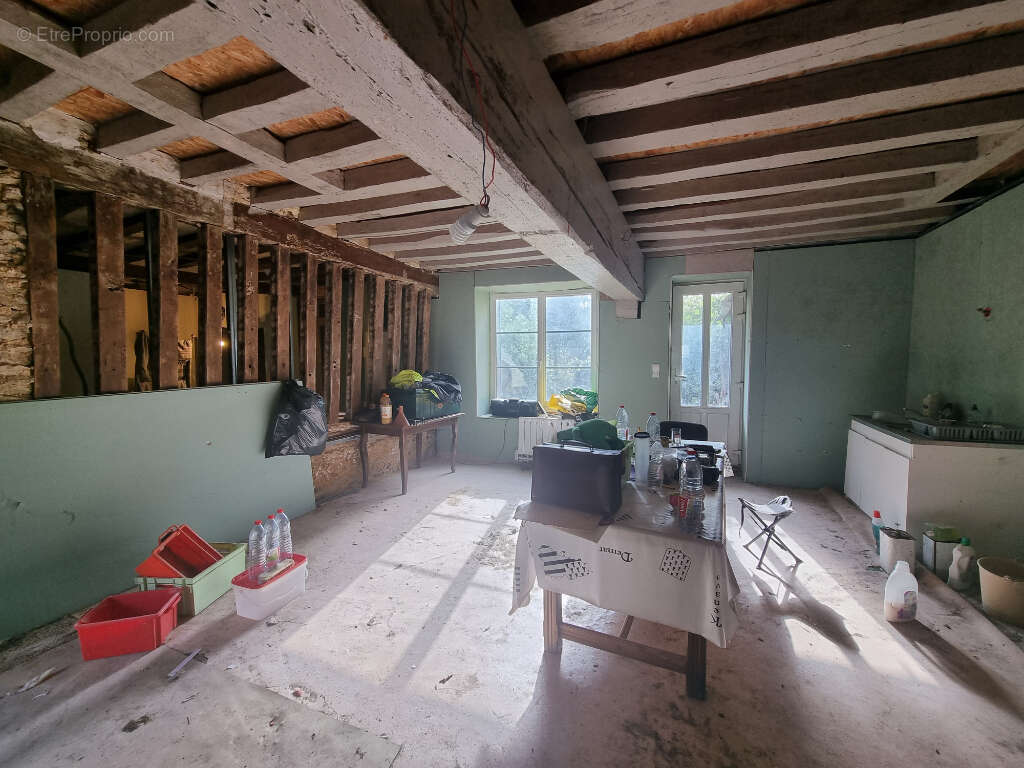 Maison à SAINT-MARTIN-DU-VIEUX-BELLEME