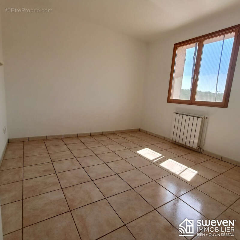 Maison 156 m² à Marquefave  - photo 6