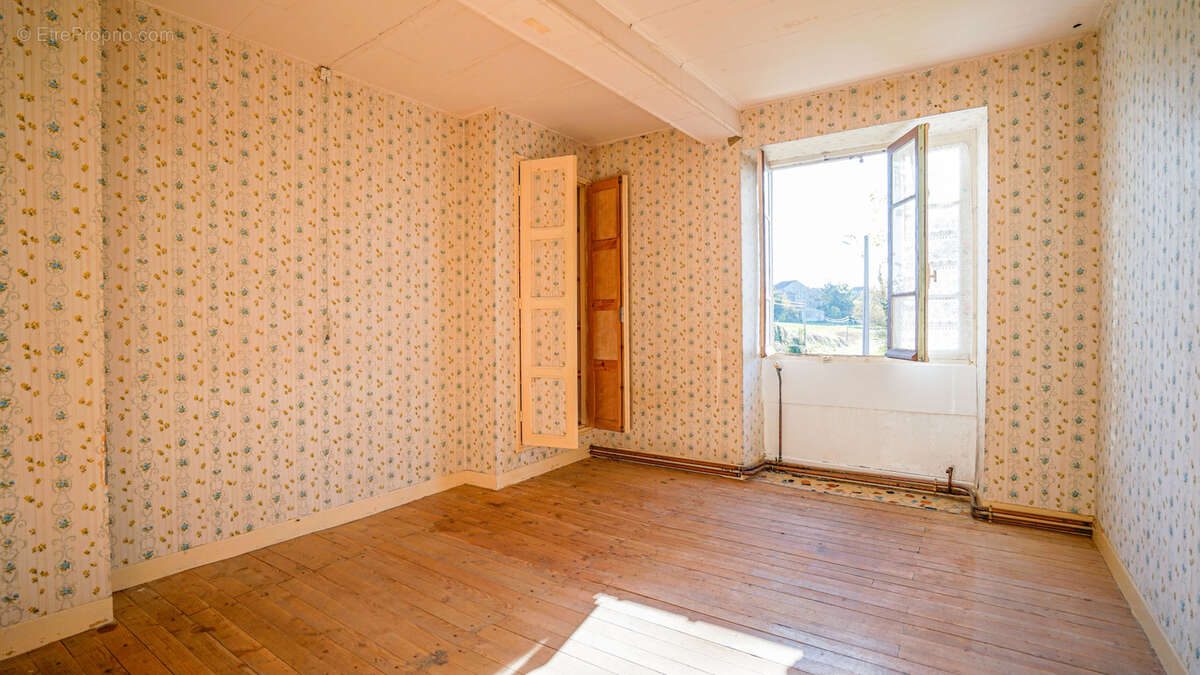 Maison à BOURG-DE-VISA