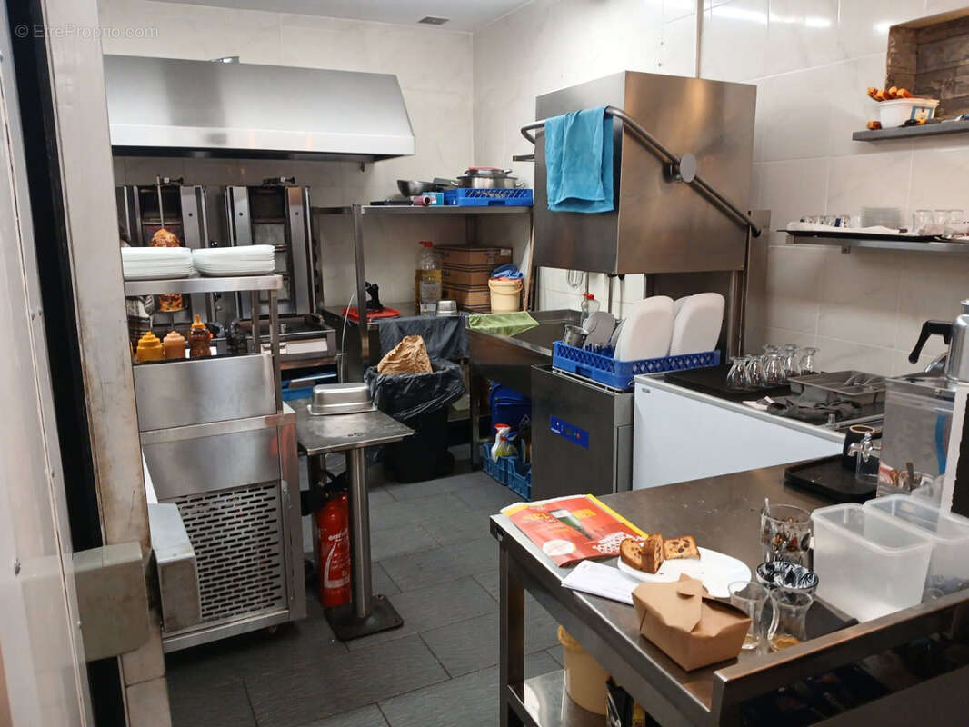 Commerce à MARSEILLE-1E