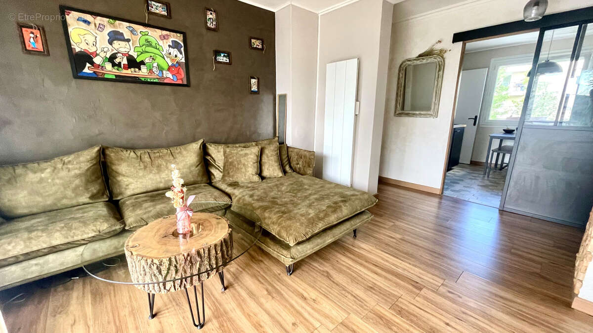 Appartement à TASSIN-LA-DEMI-LUNE