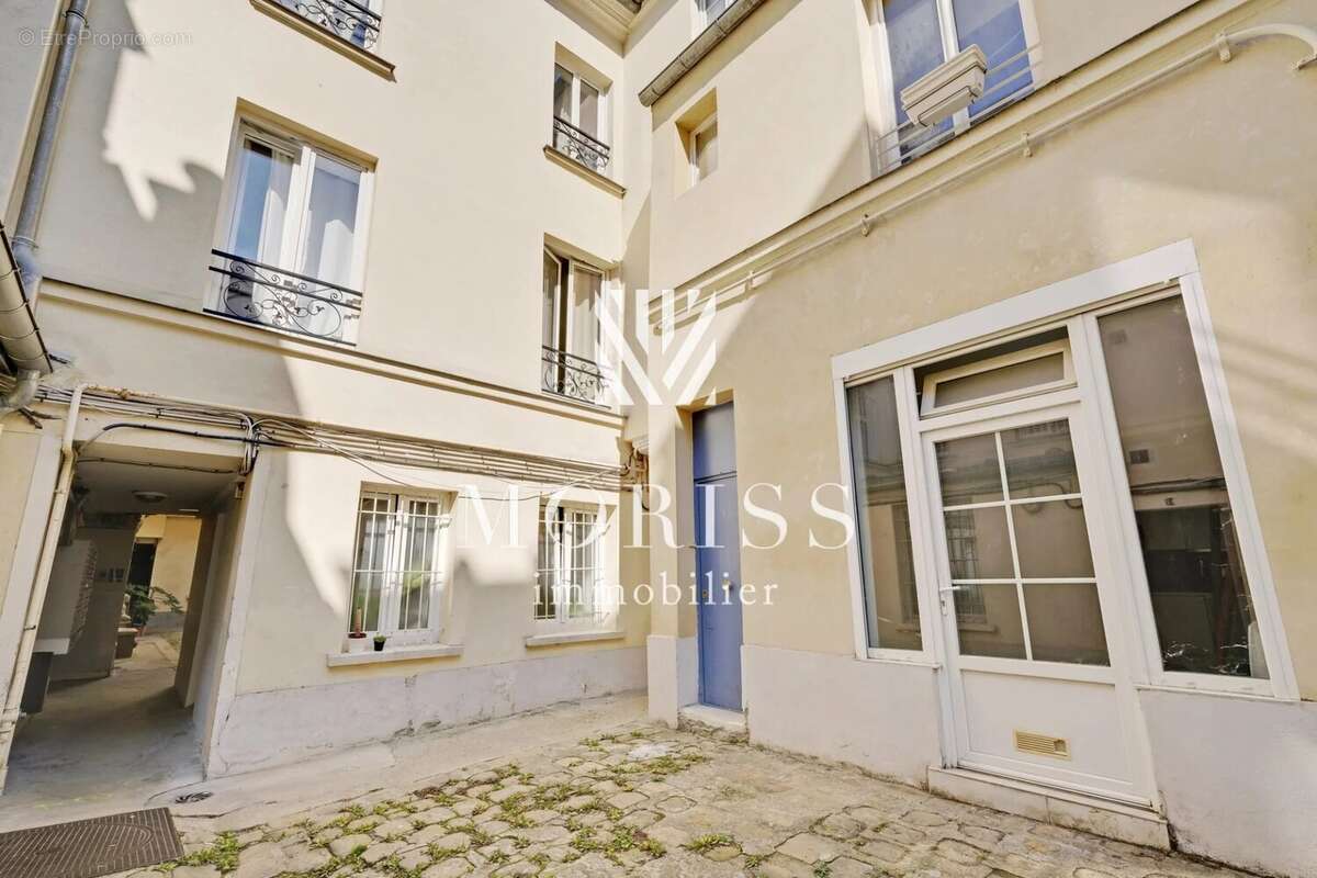 Appartement à PARIS-11E